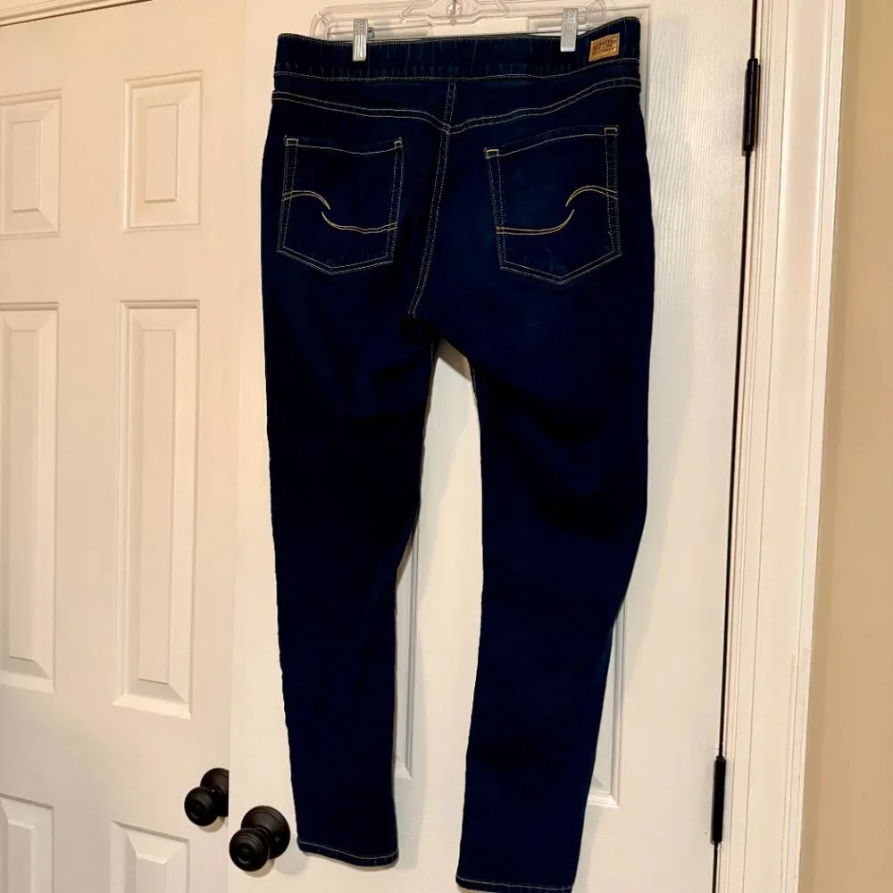Levi Strauss Signature Gold Totally Shaping Pull On Skinny Jeans Dark Wash 14 - Picture 2 of 8